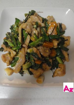 葉にんにくと鶏モモ肉のオイマヨ炒め★-レシピのメイン写真