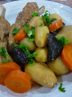 骨付き豚肉と里芋の煮物-レシピのメイン写真