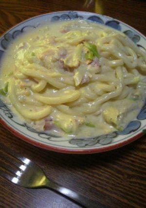 うどんカルボナーラ(牛乳使用)-レシピのメイン写真