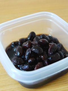 圧力鍋で簡単ふっくら黒豆煮-レシピのメイン写真