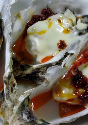殻つき牡蠣のトマトソース焼き-レシピのメイン写真