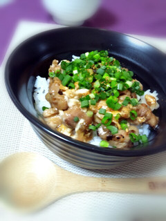焼き鳥で親子丼-レシピのメイン写真