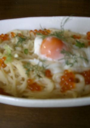 残ったいくらでクリームパスタ温玉添え-レシピのメイン写真
