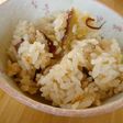 塩昆布の入った さつまいもごはん