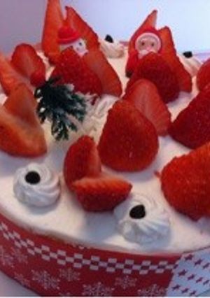 生クリーム節約クリスマスケーキ-レシピのメイン写真