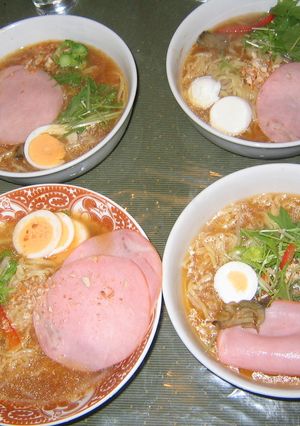 マルちゃん生麺・味噌味トッピングラーメン-レシピのメイン写真