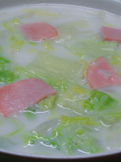 私流*白菜と牛乳のスープ-レシピのメイン写真