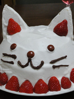 ふんわり可愛いにゃんこのケーキ-レシピのメイン写真