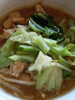 鶏肉とキャベツの味噌ラーメン-レシピのメイン写真
