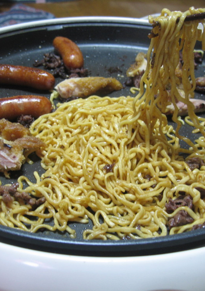 おうち焼肉の〆は、焼きラーメン♪-レシピのメイン写真