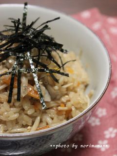 おたまで計量!きのこの炊き込みご飯♪-レシピのメイン写真
