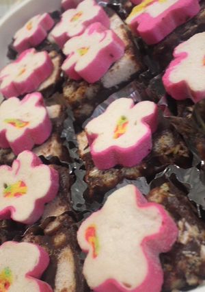 サクっと軽いお麩パフDEクランチ生チョコ-レシピのメイン写真