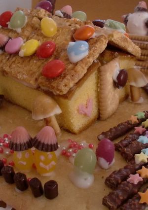 子供が主役の♪お菓子の家♪-レシピのメイン写真
