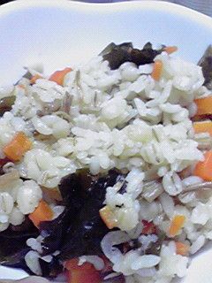 ヘルシー☆麦入り炊き込みごはん♪-レシピのメイン写真