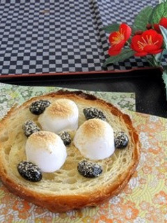 簡単!黒豆とマシュマロのスイーツピザ-レシピのメイン写真