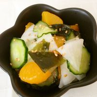 基本からアレンジまで！思わずつくりたくなる「酢のもの みかん」の