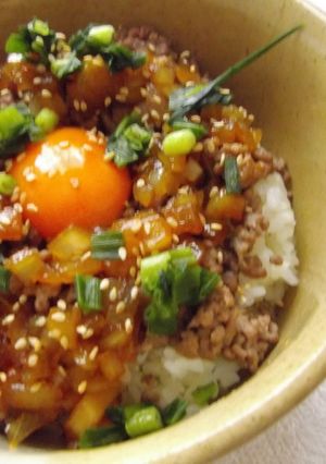 激辛ひき肉丼-レシピのメイン写真