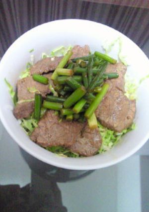 ステーキ丼-レシピのメイン写真