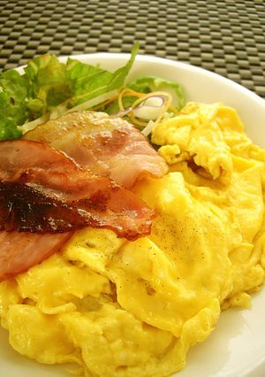 かき混ぜないスクランブルエッグ-レシピのメイン写真