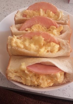 チーズたっぷり卵トースト-レシピのメイン写真