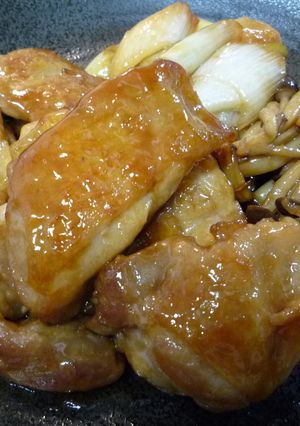 鶏もも肉ときのこの黒酢照り焼き-レシピのメイン写真