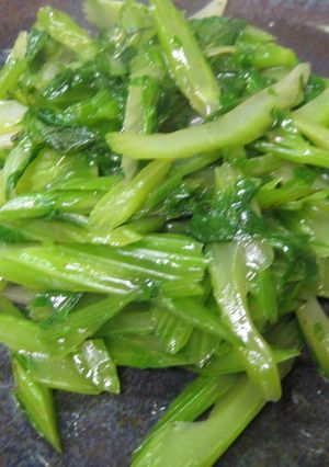 セロリ炒め(青菜炒め青梗菜＊小松菜)-レシピのメイン写真