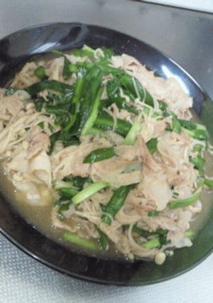 豚バラえのきニラで炒め物-レシピのメイン写真