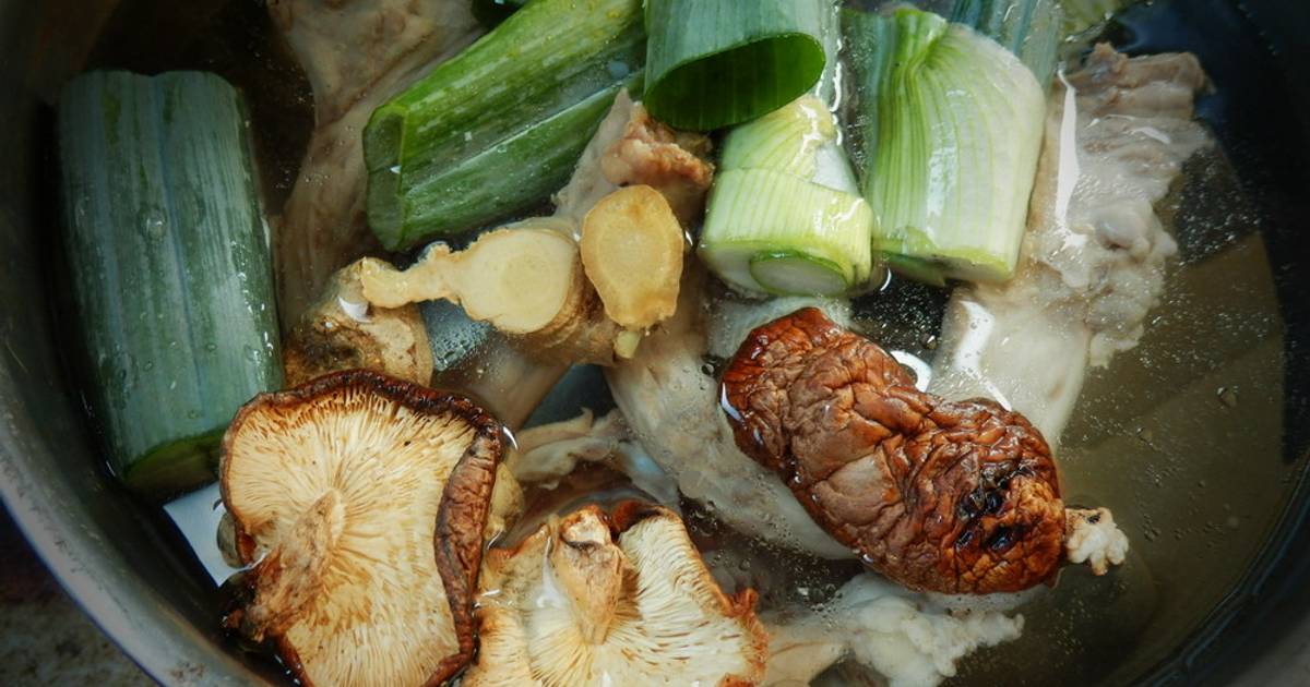 基本からアレンジまで！思わずつくりたくなる「鶏ガラ取り方」のレシピ集 | クックパッド