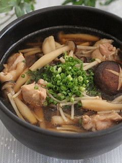 年越しそばに♪たっぷりきのこと鶏肉のそば-レシピのメイン写真