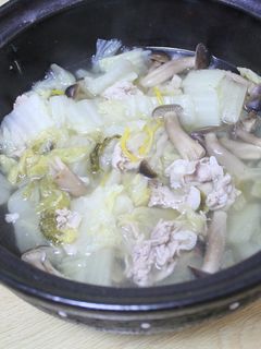 白菜と豚肉のしめじ鍋~ゆず風味~-レシピのメイン写真