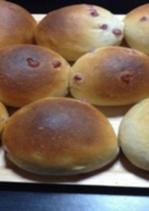 いちごパン-レシピのメイン写真
