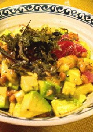 マグロとアボカドの納豆あえ-レシピのメイン写真