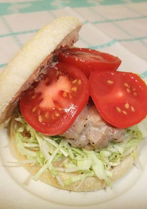 ハンバーガー～鶏肉のパテ。-レシピのメイン写真