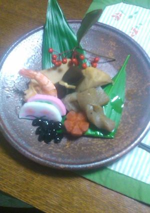いつもの煮物も　盛り付けで　お正月料理-レシピのメイン写真
