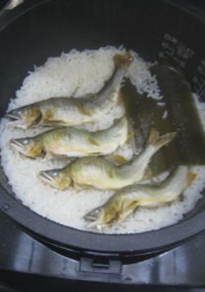 鮎の炊き込みご飯（鮎飯）-レシピのメイン写真