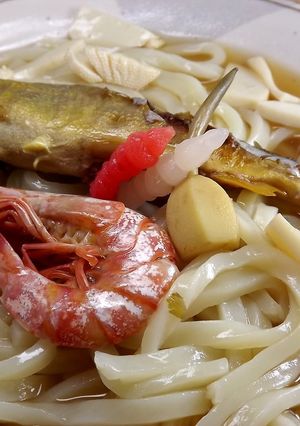 残ったおせちで新年なつかしうどん-レシピのメイン写真
