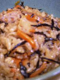 ひじきと鶏肉の炊き込みご飯-レシピのメイン写真