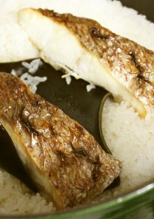 鯛の切り身でおいしい鯛めし♪-レシピのメイン写真