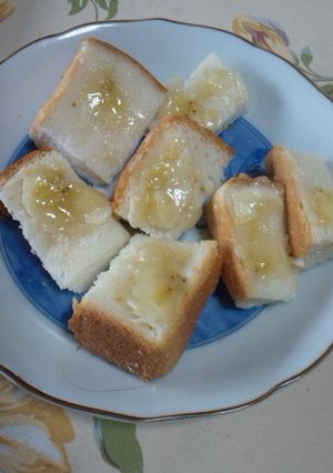 幼児食に！簡単バナナつぶしクリーム食パン-レシピのメイン写真