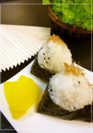 わさび×昆布茶風味　鰹醤油のおにぎり-レシピのメイン写真
