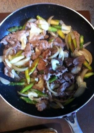アスパラと豚肉のバター炒め☆チーズON-レシピのメイン写真