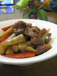 牛すじ肉とごぼうの煮物-レシピのメイン写真