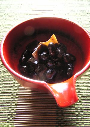 おせちに よろこんぶ黒豆-レシピのメイン写真