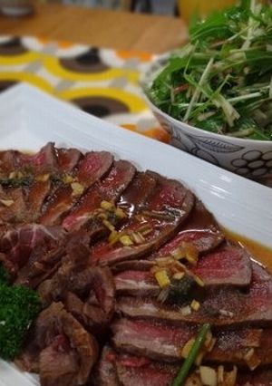 ローストビーフ・水菜とリンゴのサラダ添え-レシピのメイン写真