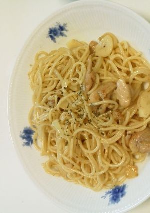 チキンとにんにくのバジルクリームパスタ-レシピのメイン写真