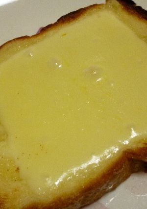 マヨチーズトースト-レシピのメイン写真