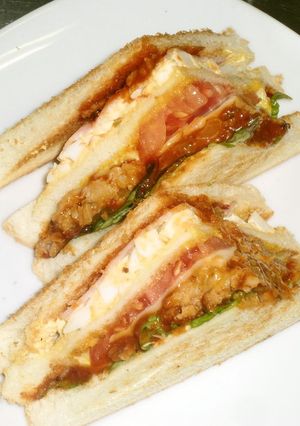 デラックスハンバーグエッグサンド-レシピのメイン写真