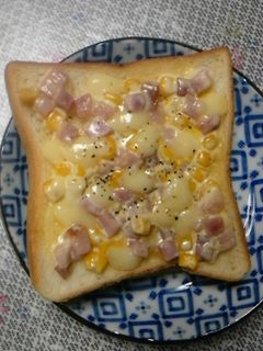 お歳暮のハムでトースト-レシピのメイン写真