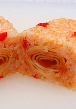 玉子焼きinオムライスおにぎり-レシピのメイン写真