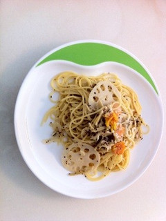 柚子とマスタードレンコンソースのパスタ-レシピのメイン写真